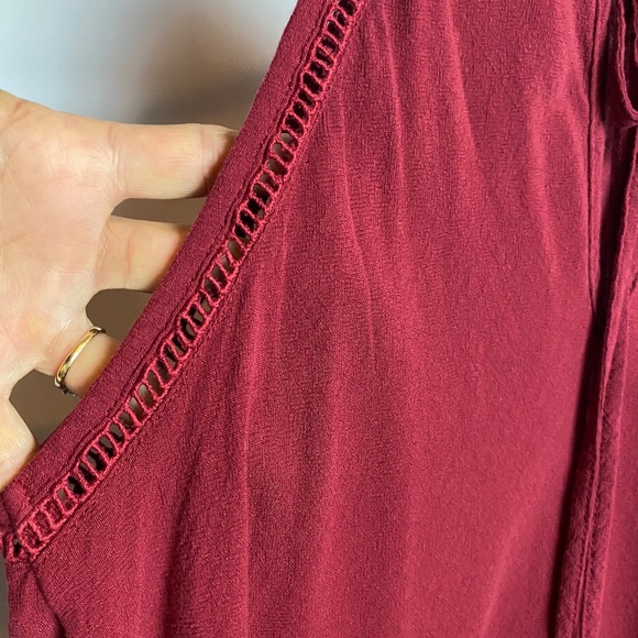 Ungee Womenʻs Maroon Spaghetti Strap Tie Back Boho Top Small - Picture 3 of 5